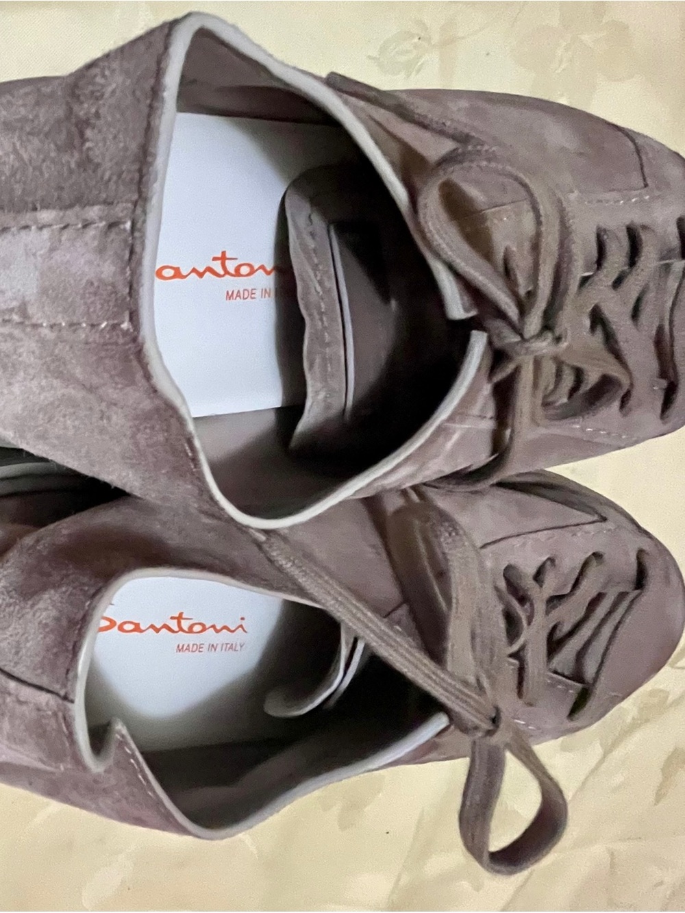 Women’s Santoni Taupe Gray Suede Lace-Up Sneakers Taupe Gray Gently used Size